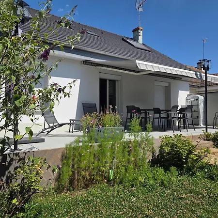 2 Pour Evenement Circuit Bugatti 住宿加早餐酒店